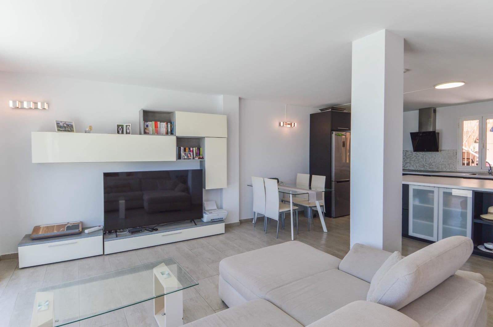 3 bedroom Apartment for sale in Arguineguin with pool - € 485,000 (Ref: 9882014)