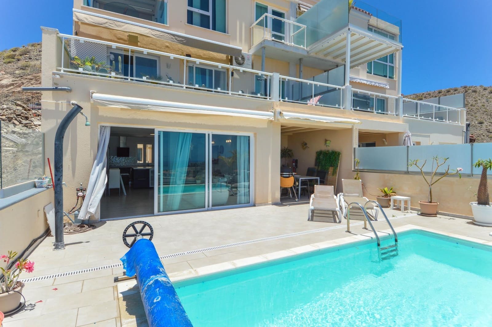 3 bedroom Apartment for sale in Arguineguin with pool - € 485,000 (Ref: 9882014)