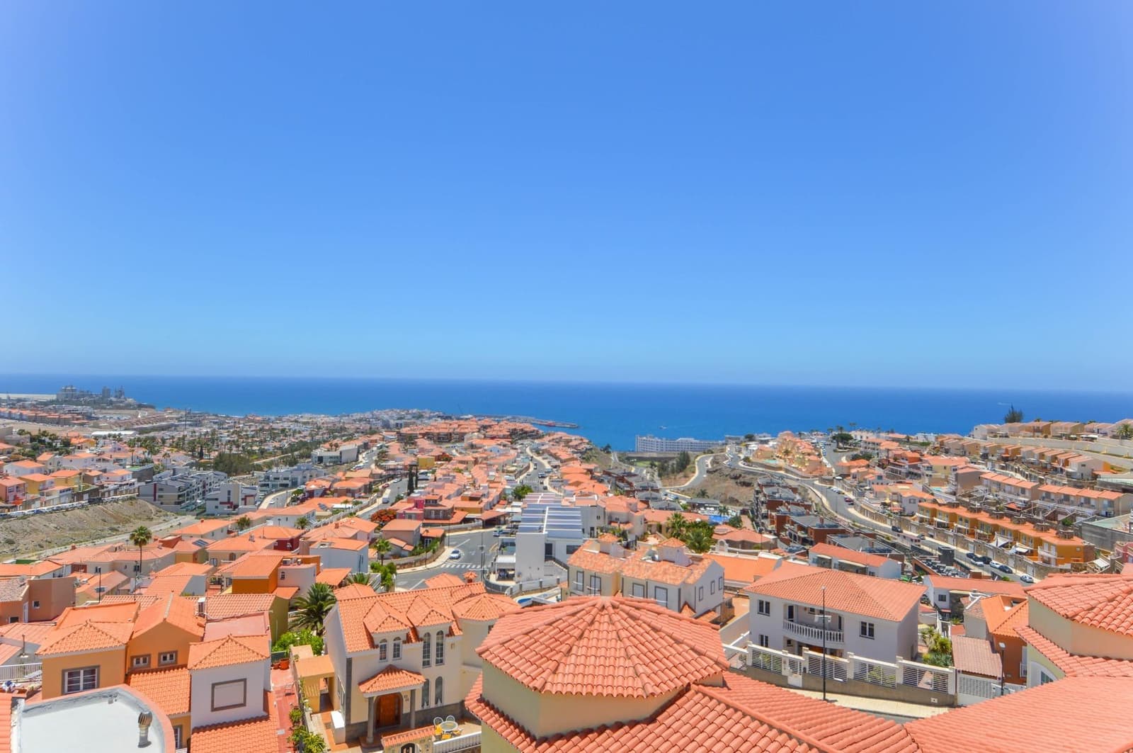 3 bedroom Apartment for sale in Arguineguin with pool - € 485,000 (Ref: 9882014)
