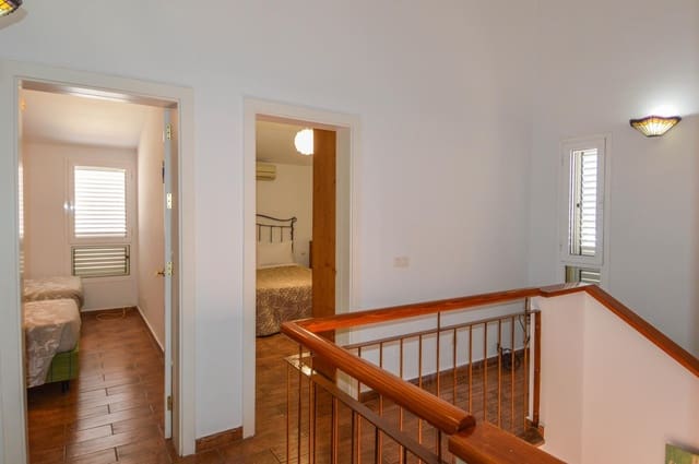 3 sovrum Lägenhet att hyra i Mogán med garage - 1 400 € (Ref: 9908108)