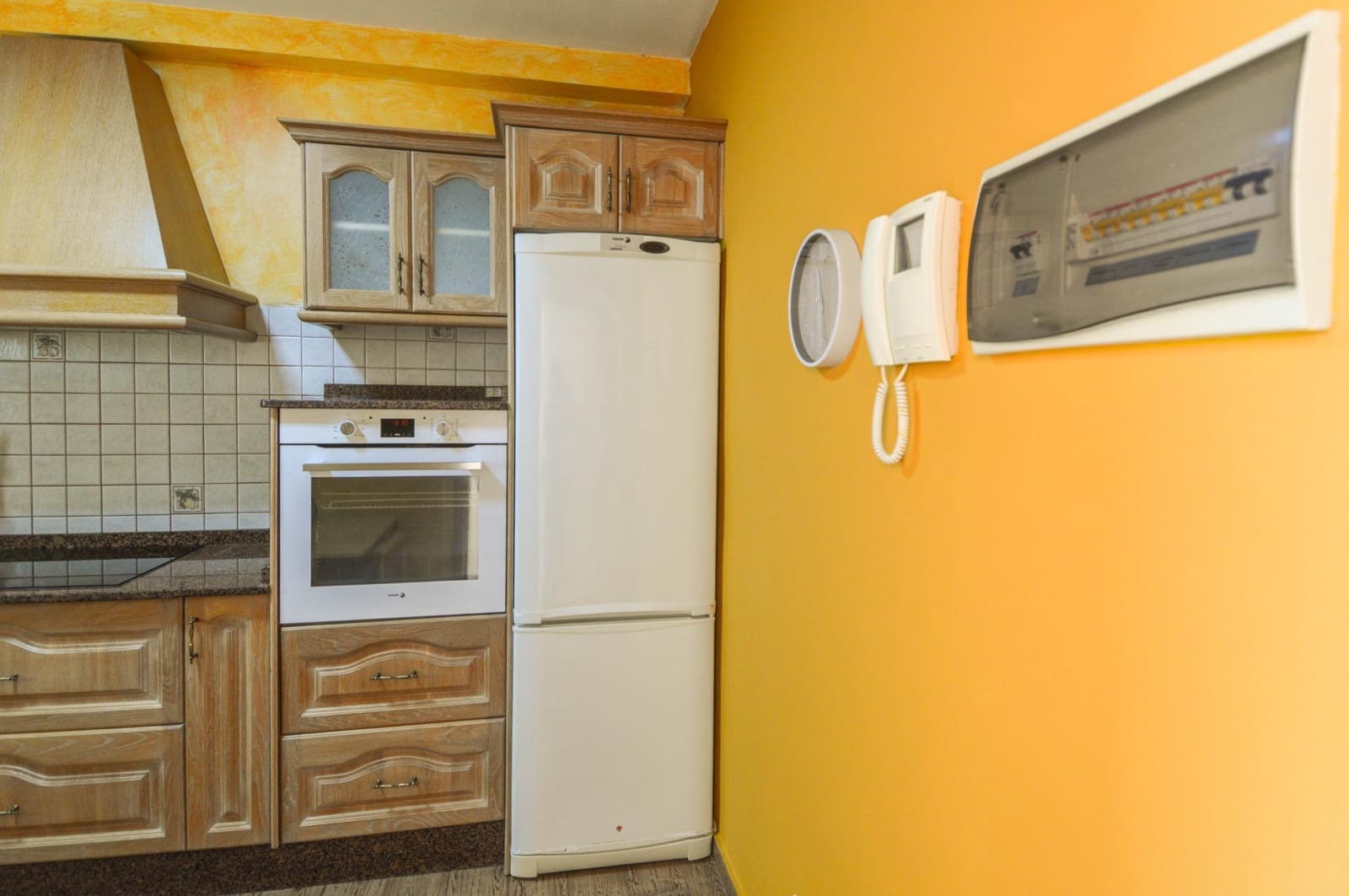 3 sovrum Lägenhet att hyra i Mogan med garage - 1 400 € (Ref: 9908108)