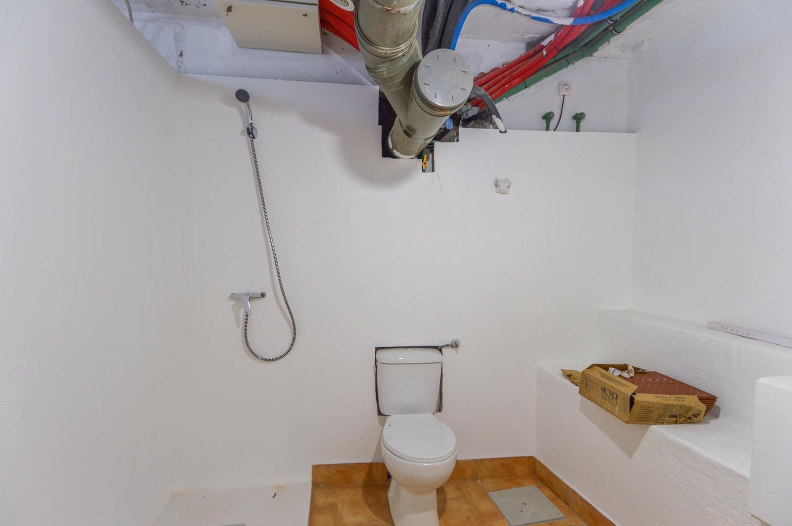 Kommersiell til leie i Mogan med svømmebasseng - € 1 800 (Ref: 9913270)