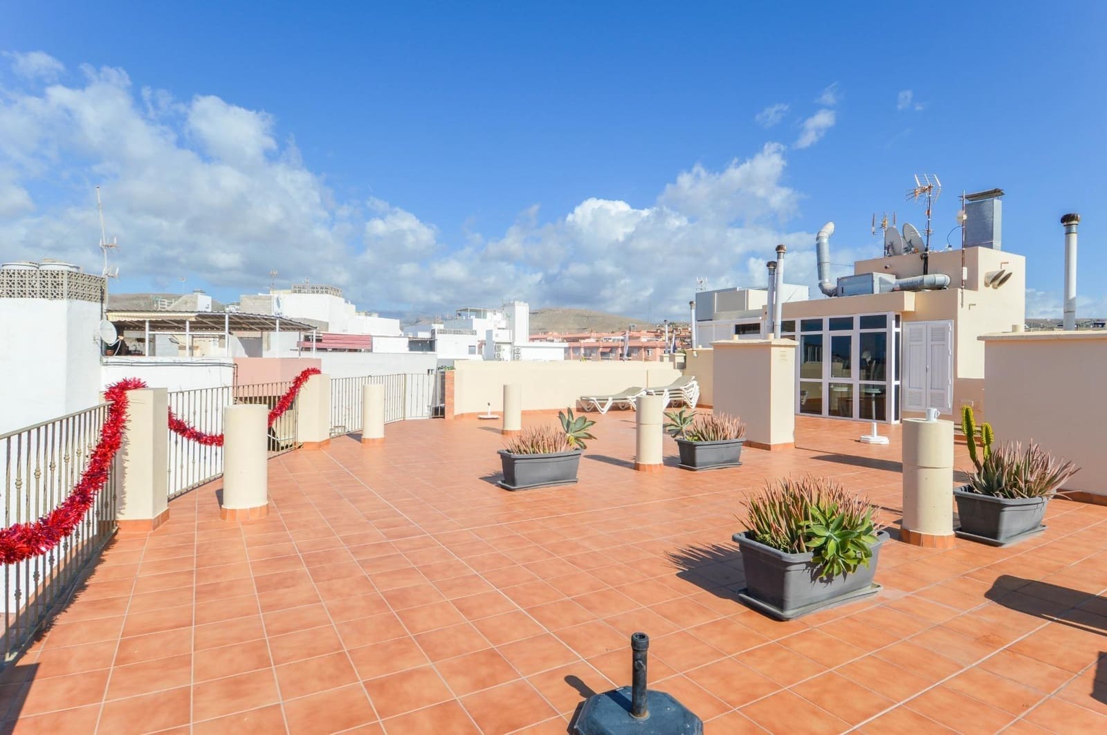 1 slaapkamer Appartement te huur in Arguineguin - € 1.000 (Ref: 9915943)