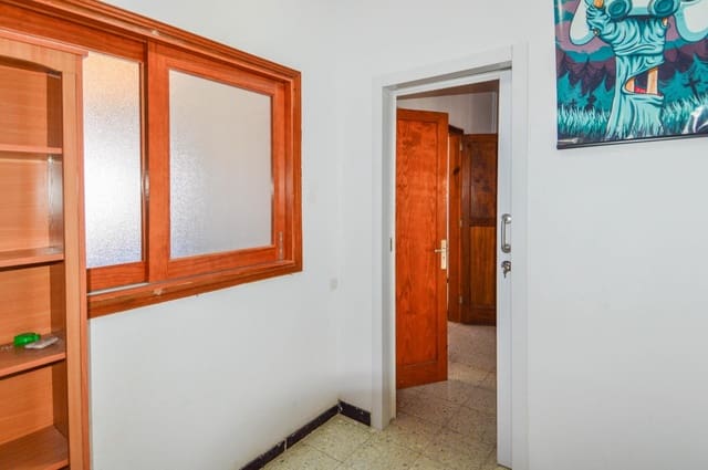 3 bedroom Flat for sale in Arinaga, Agüimes - € 270,000 (Ref: 9934304)