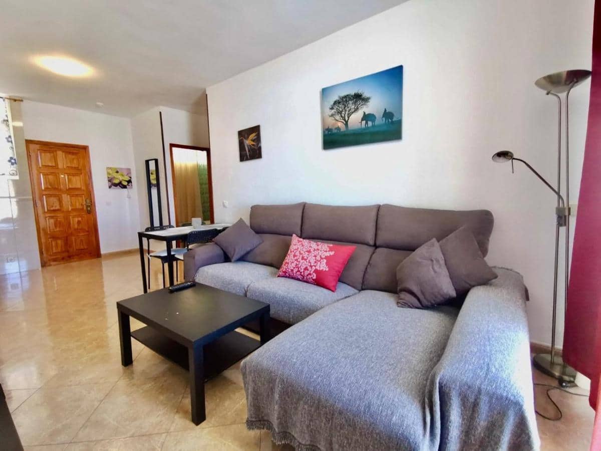 2 quarto Apartamento para arrendar em Playa del Ingles com piscina - 1 350 € (Ref: 9940067)
