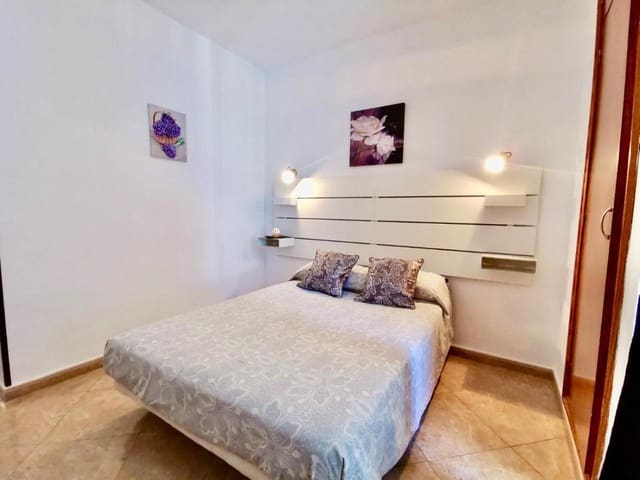 2 quarto Apartamento para arrendar em Playa del Inglés, San Bartolomé de Tirajana com piscina - 1 350 € (Ref: 9940067)