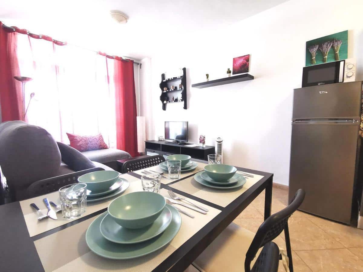 2 quarto Apartamento para arrendar em Playa del Ingles com piscina - 1 350 € (Ref: 9940067)