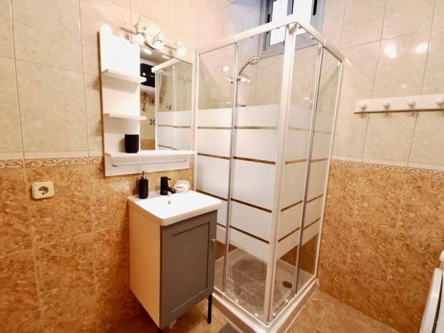 2 quarto Apartamento para arrendar em Playa del Inglés, San Bartolomé de Tirajana com piscina - 1 350 € (Ref: 9940067)