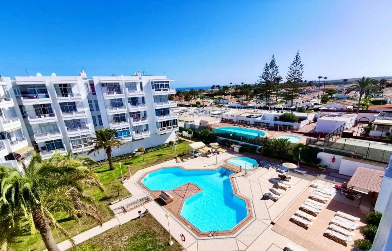 2 quarto Apartamento para arrendar em Playa del Ingles com piscina - 1 350 € (Ref: 9940067)