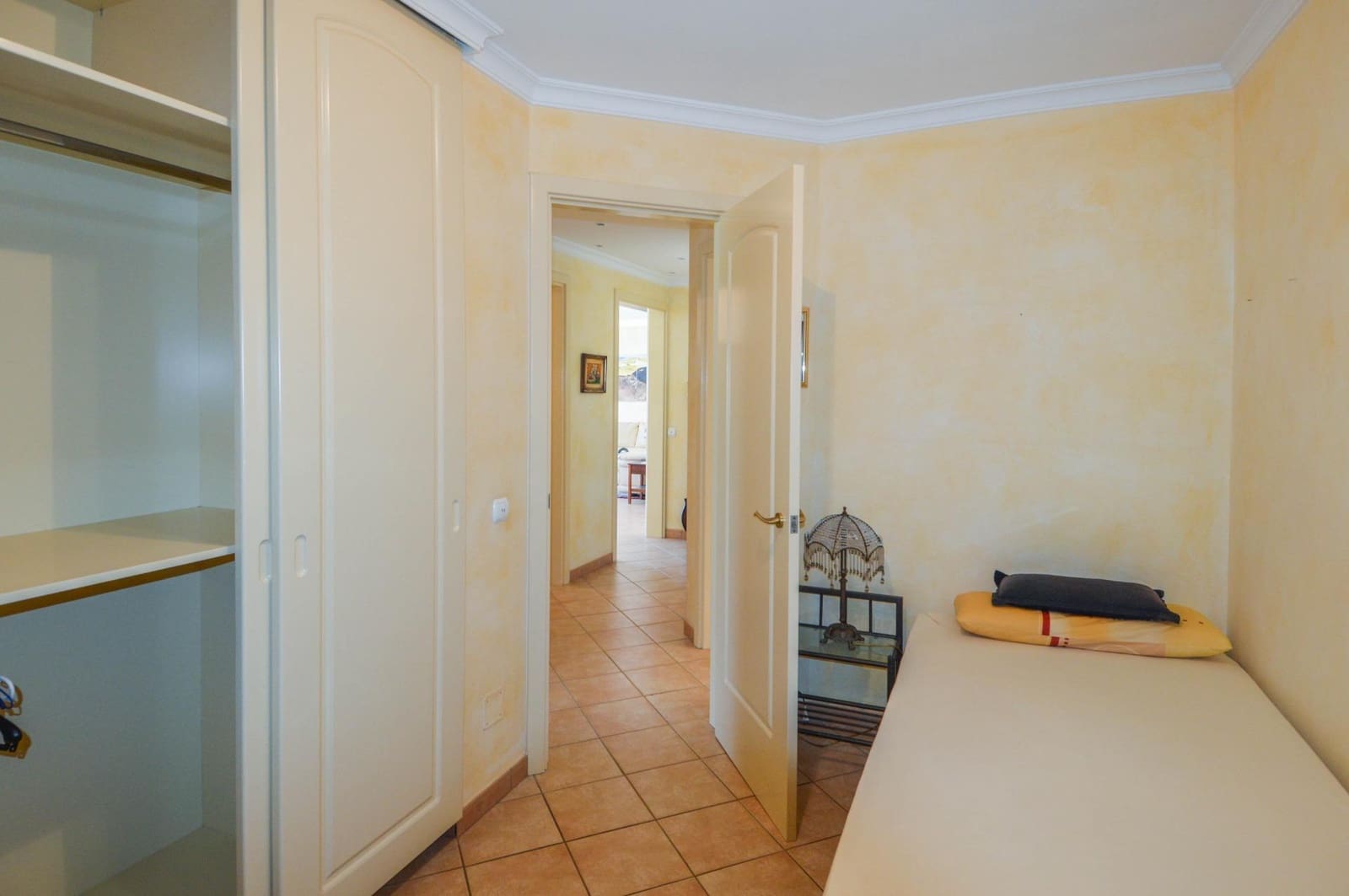 2 bedroom Villa for sale in Playa del Ingles with garage - € 799,000 (Ref: 9949891)