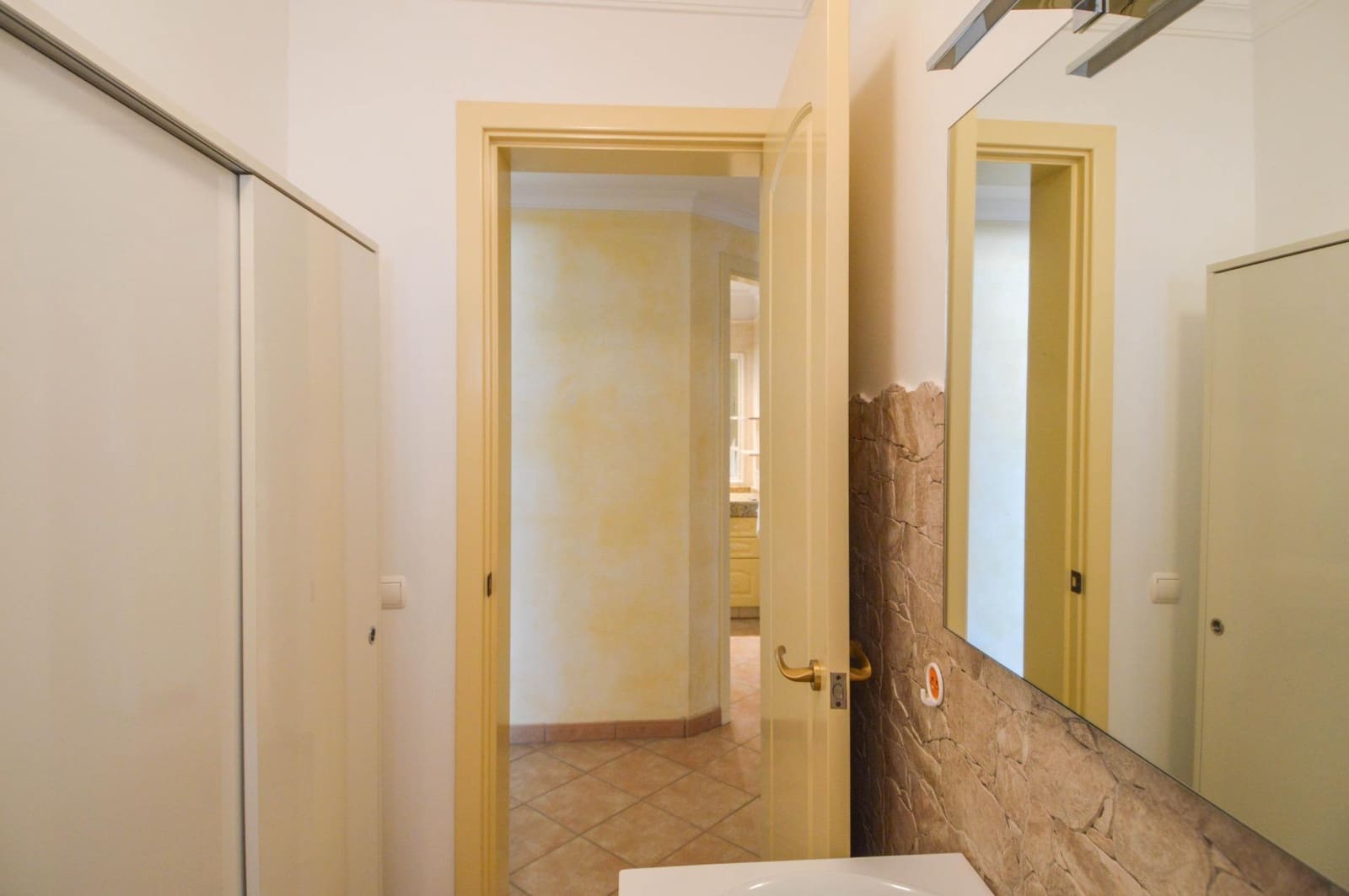 2 bedroom Villa for sale in Playa del Ingles with garage - € 799,000 (Ref: 9949891)