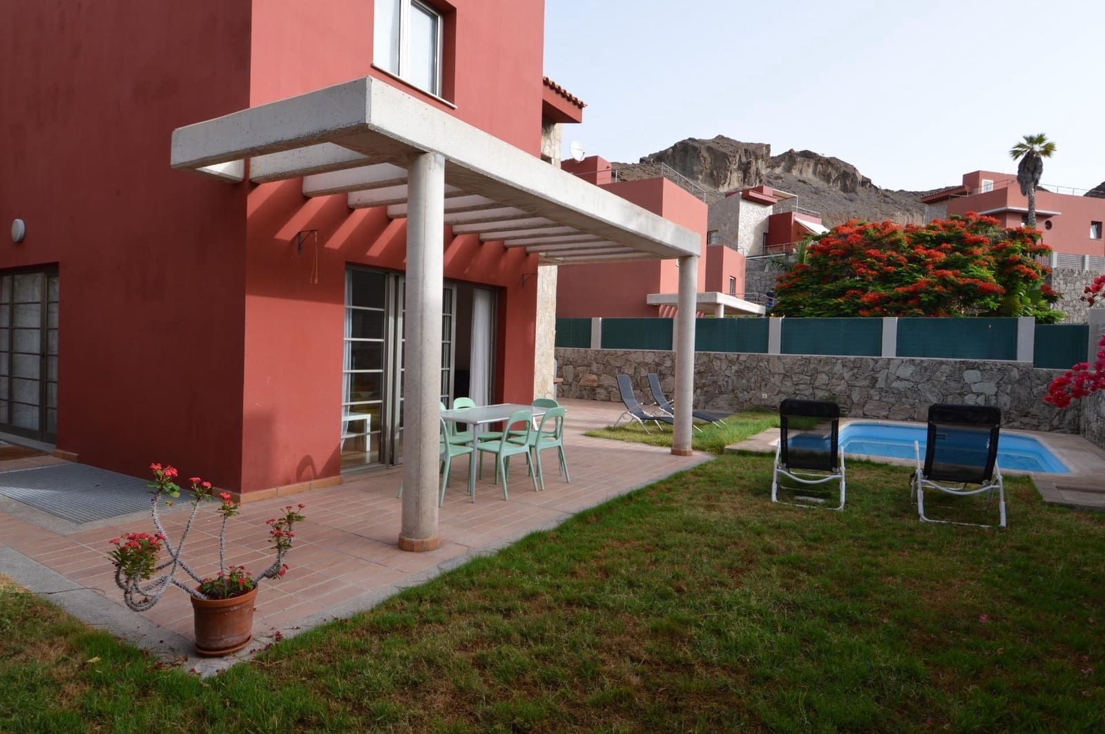 4 bedroom Villa for rent in Mogan with pool garage - € 2,200 (Ref: 9970725)