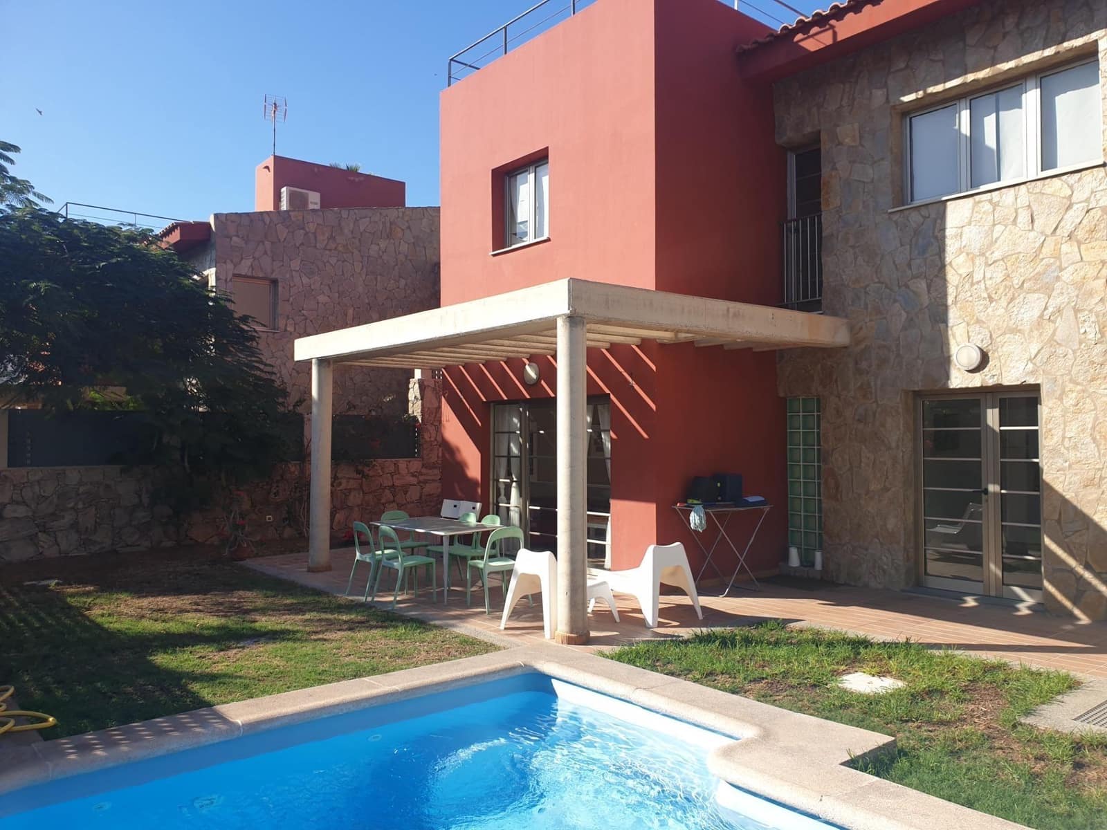 4 bedroom Villa for rent in Mogan with pool garage - € 2,200 (Ref: 9970725)