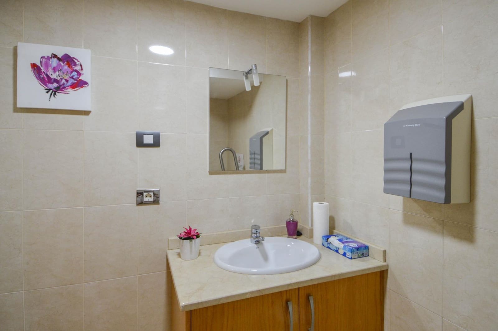 Commercial for rent in Playa del Ingles - € 2,600 (Ref: 9975537)