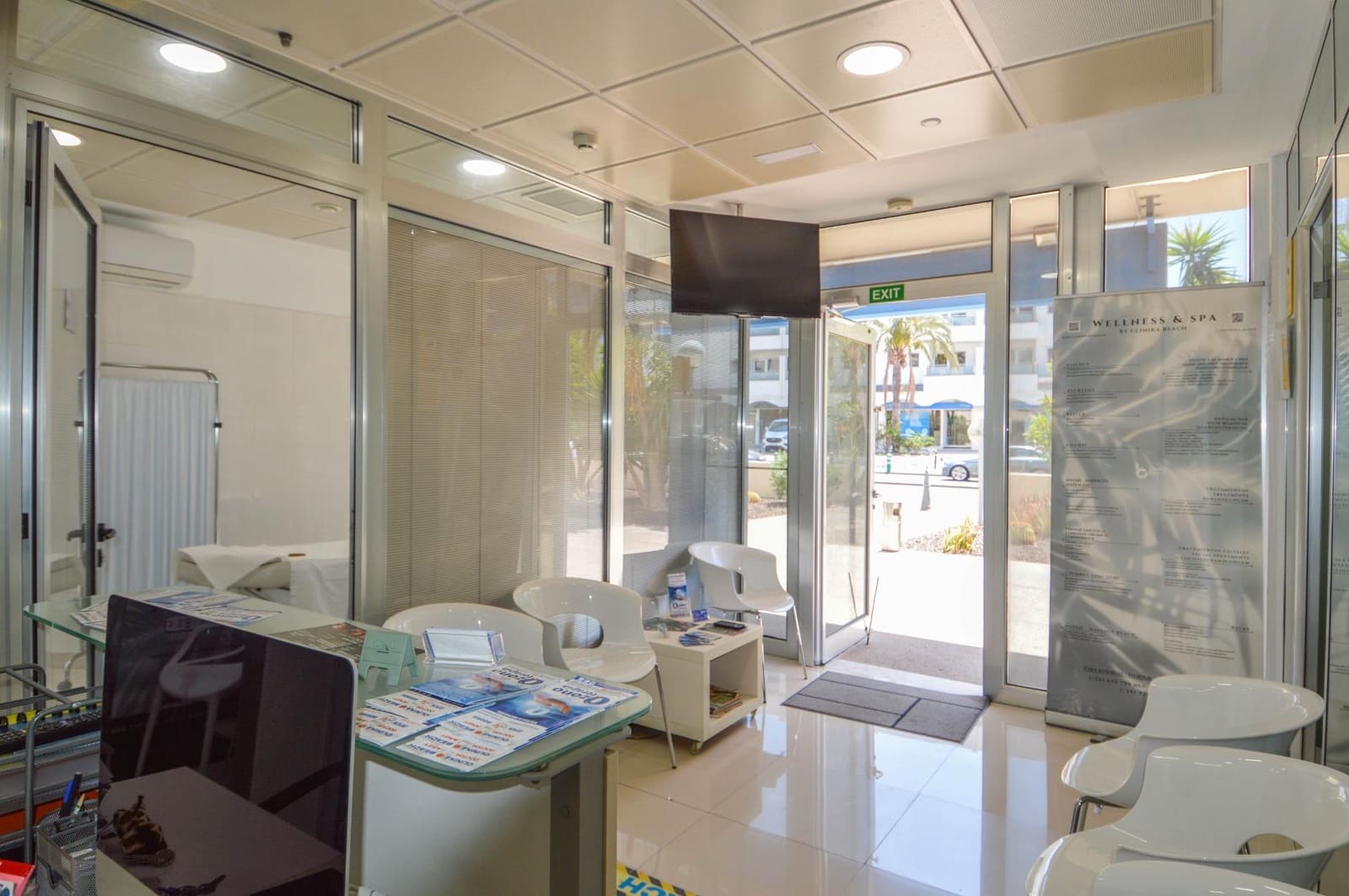 Commercial for rent in Playa del Ingles - € 2,600 (Ref: 9975537)