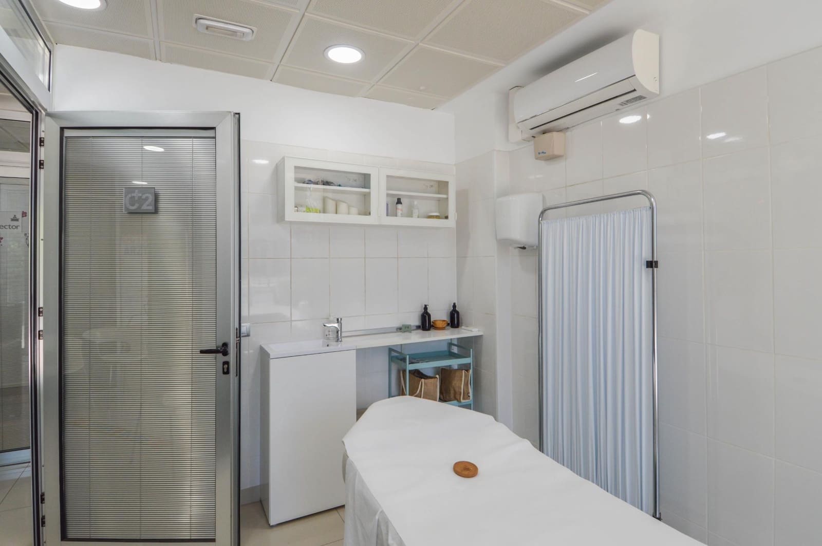 Commercial for rent in Playa del Ingles - € 2,600 (Ref: 9975537)