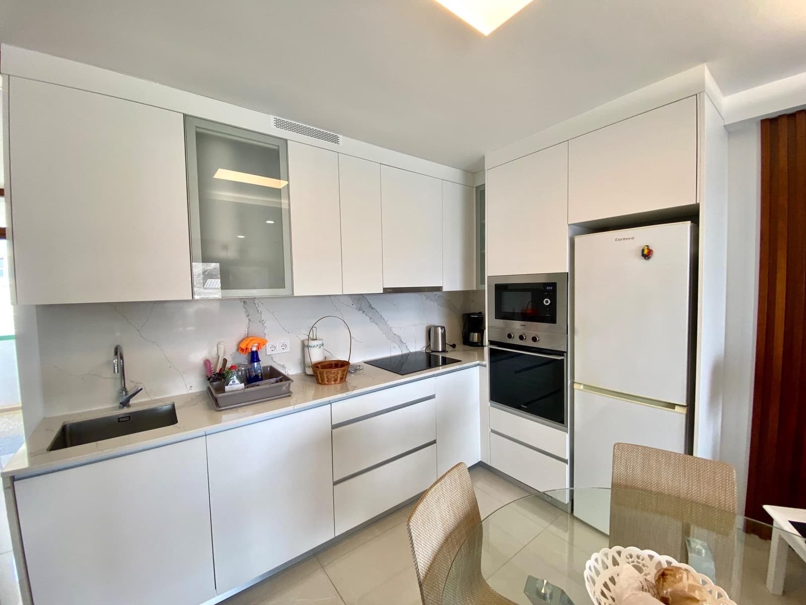 2 soverom Leilighet til leie i Puerto Rico med svømmebasseng garasje - € 1 700 (Ref: 9977421)
