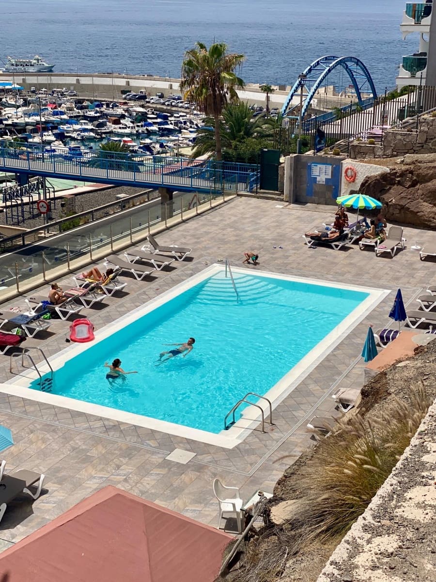 2 soverom Leilighet til leie i Puerto Rico med svømmebasseng garasje - € 1 700 (Ref: 9977421)