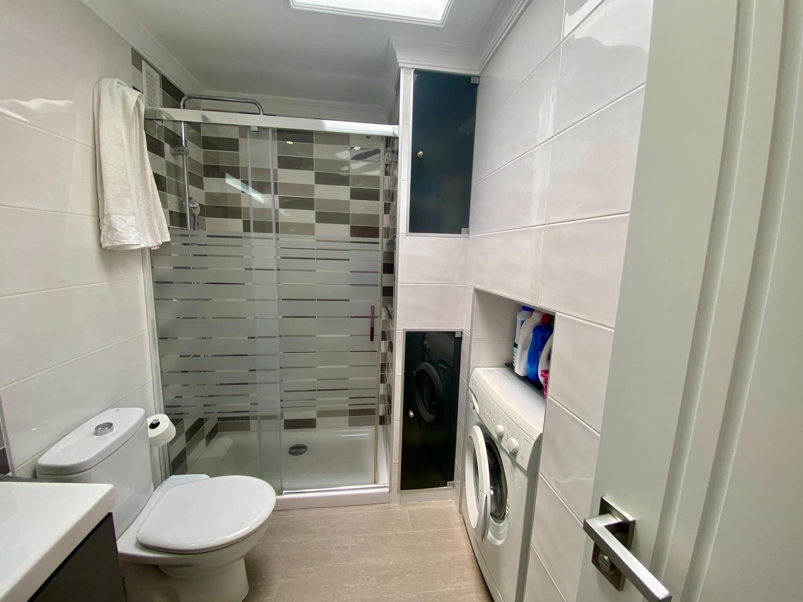 2 soverom Leilighet til leie i Puerto Rico med svømmebasseng garasje - € 1 700 (Ref: 9977421)