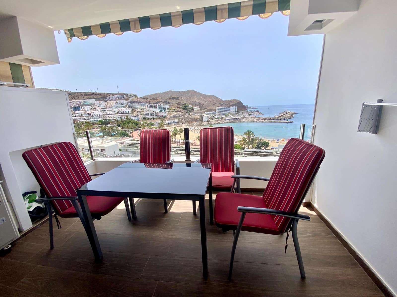 2 soverom Leilighet til leie i Puerto Rico med svømmebasseng garasje - € 1 700 (Ref: 9977421)