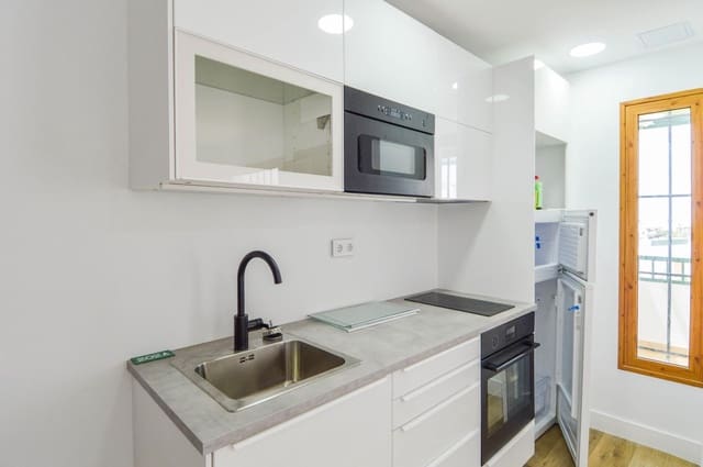 1 soveværelse Lejlighed til salg i San Bartolomé de Tirajana med swimmingpool - € 265.000 (Ref: 9978972)