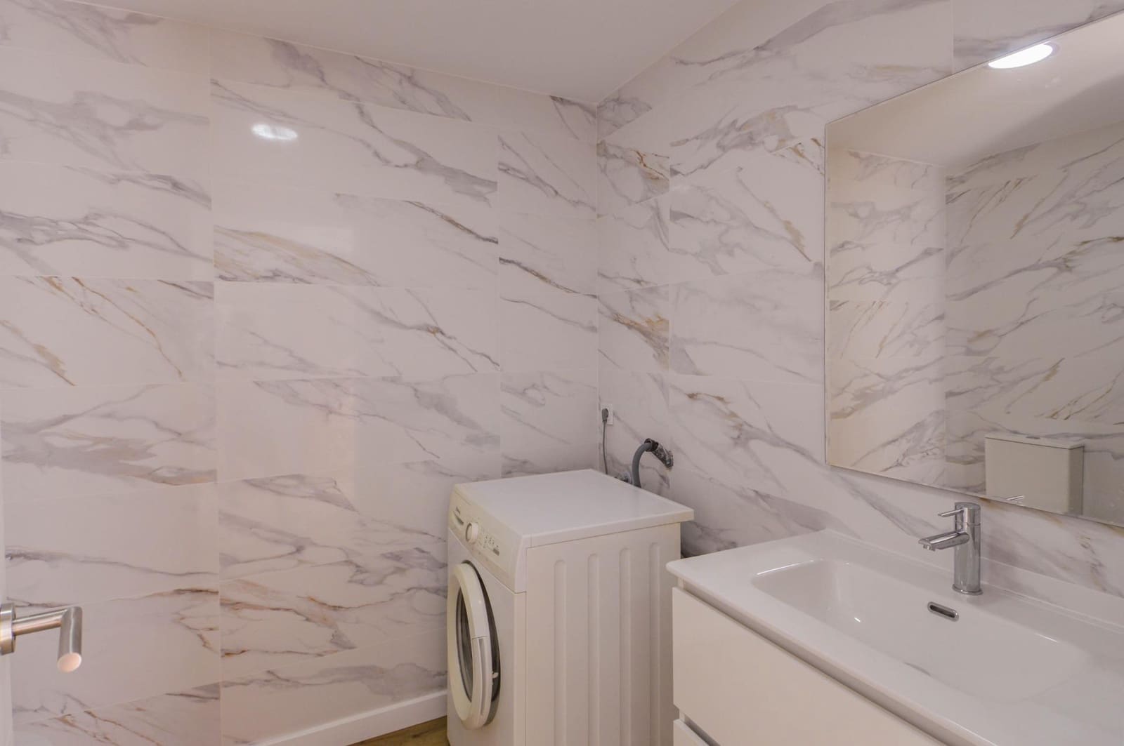 1 sypialnia Apartament na sprzedaż w San Bartolome de Tirajana z basenem - 265 000 € (Ref: 9978972)