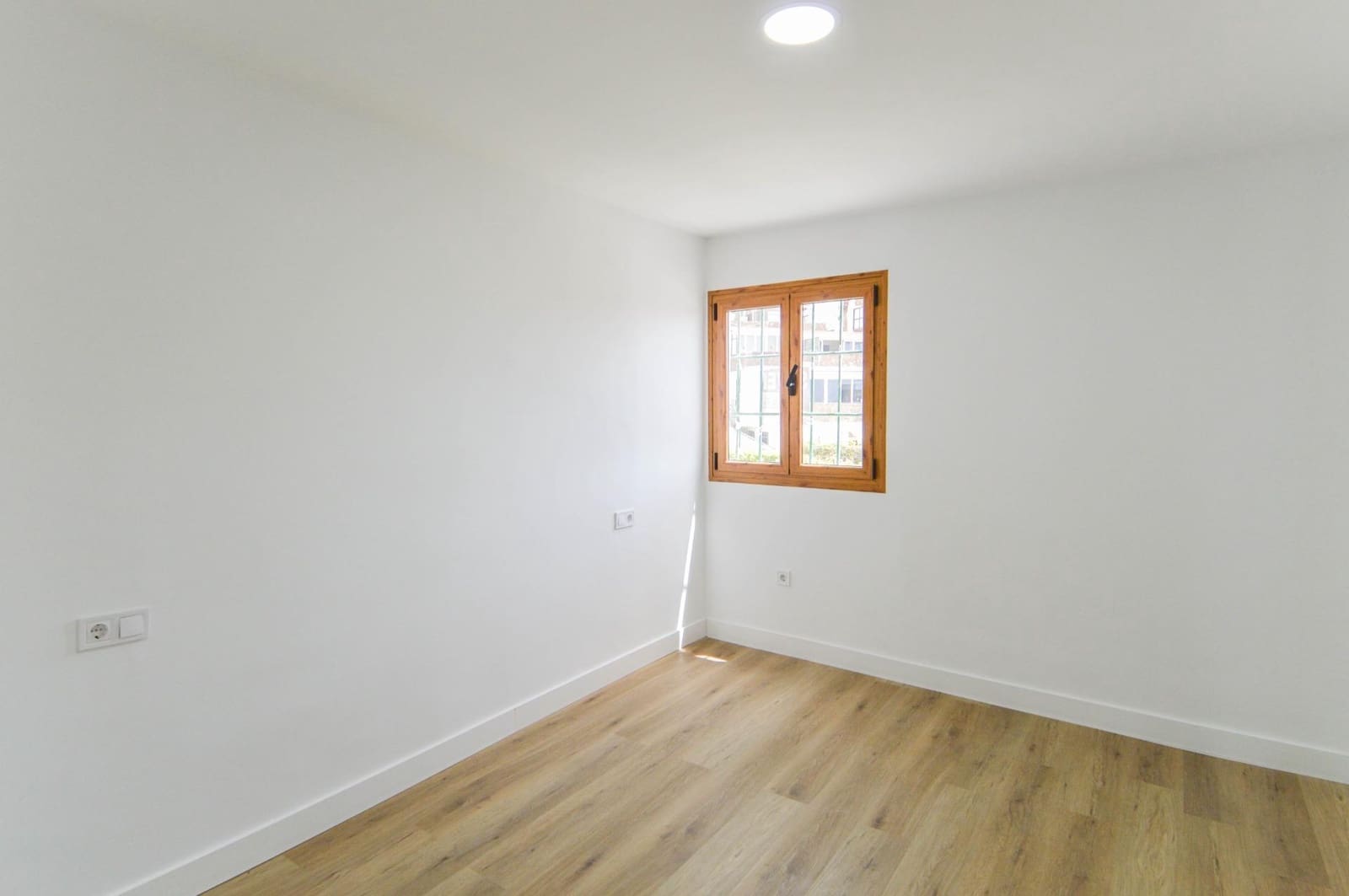 1 sypialnia Apartament na sprzedaż w San Bartolome de Tirajana z basenem - 265 000 € (Ref: 9978972)
