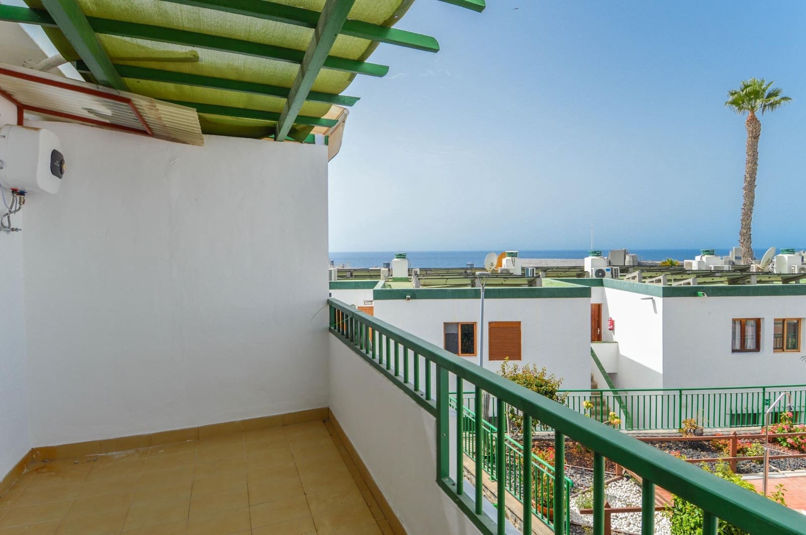 1 sypialnia Apartament na sprzedaż w San Bartolome de Tirajana z basenem - 265 000 € (Ref: 9978972)
