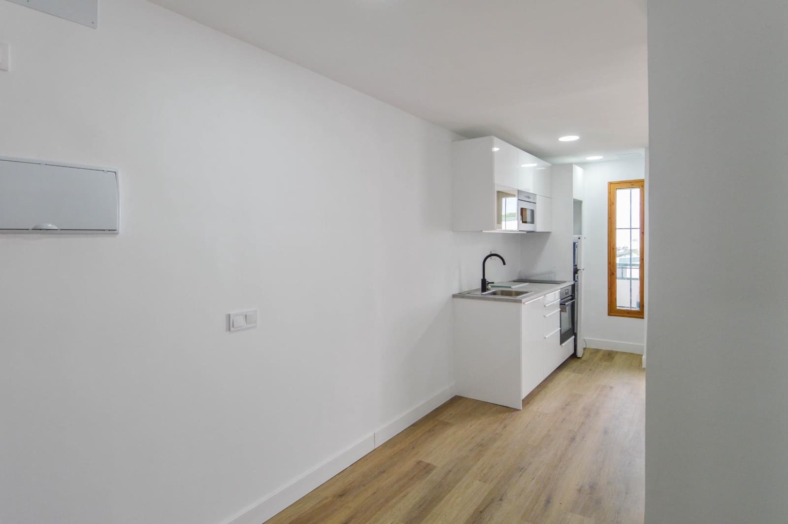 1 sypialnia Apartament na sprzedaż w San Bartolome de Tirajana z basenem - 265 000 € (Ref: 9978972)