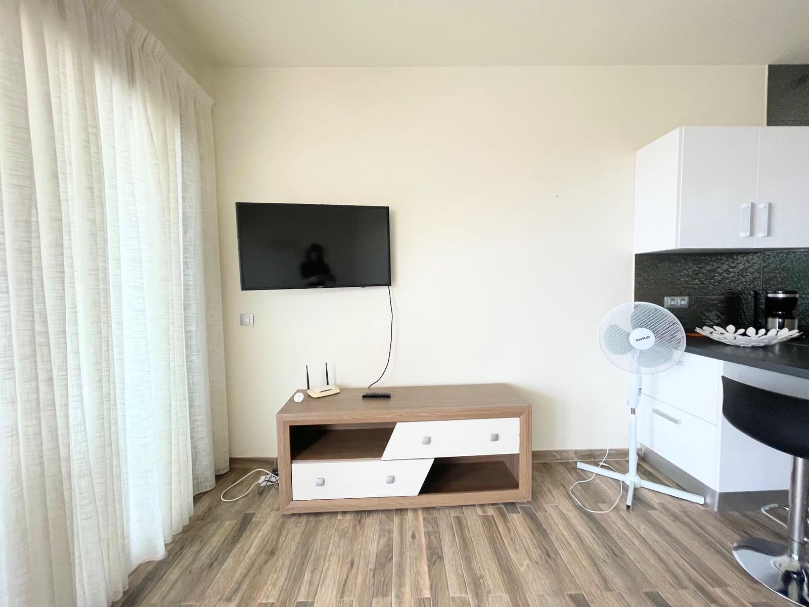 2 soverom Leilighet til leie i Mogan med garasje - € 1 200 (Ref: 9978973)