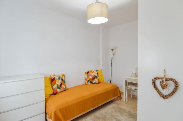 4 quarto Apartamento para arrendar em Telde com garagem - 1 200 € (Ref: 9986959)