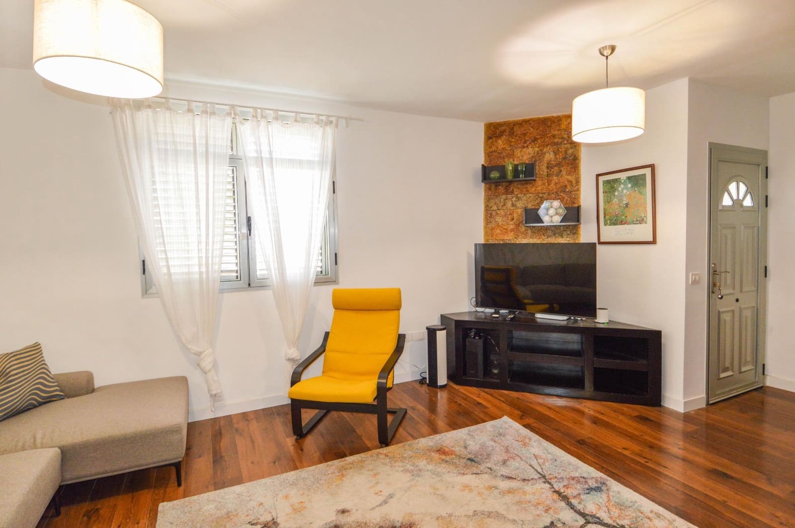 4 quarto Apartamento para arrendar em Telde com garagem - 1 200 € (Ref: 9986959)