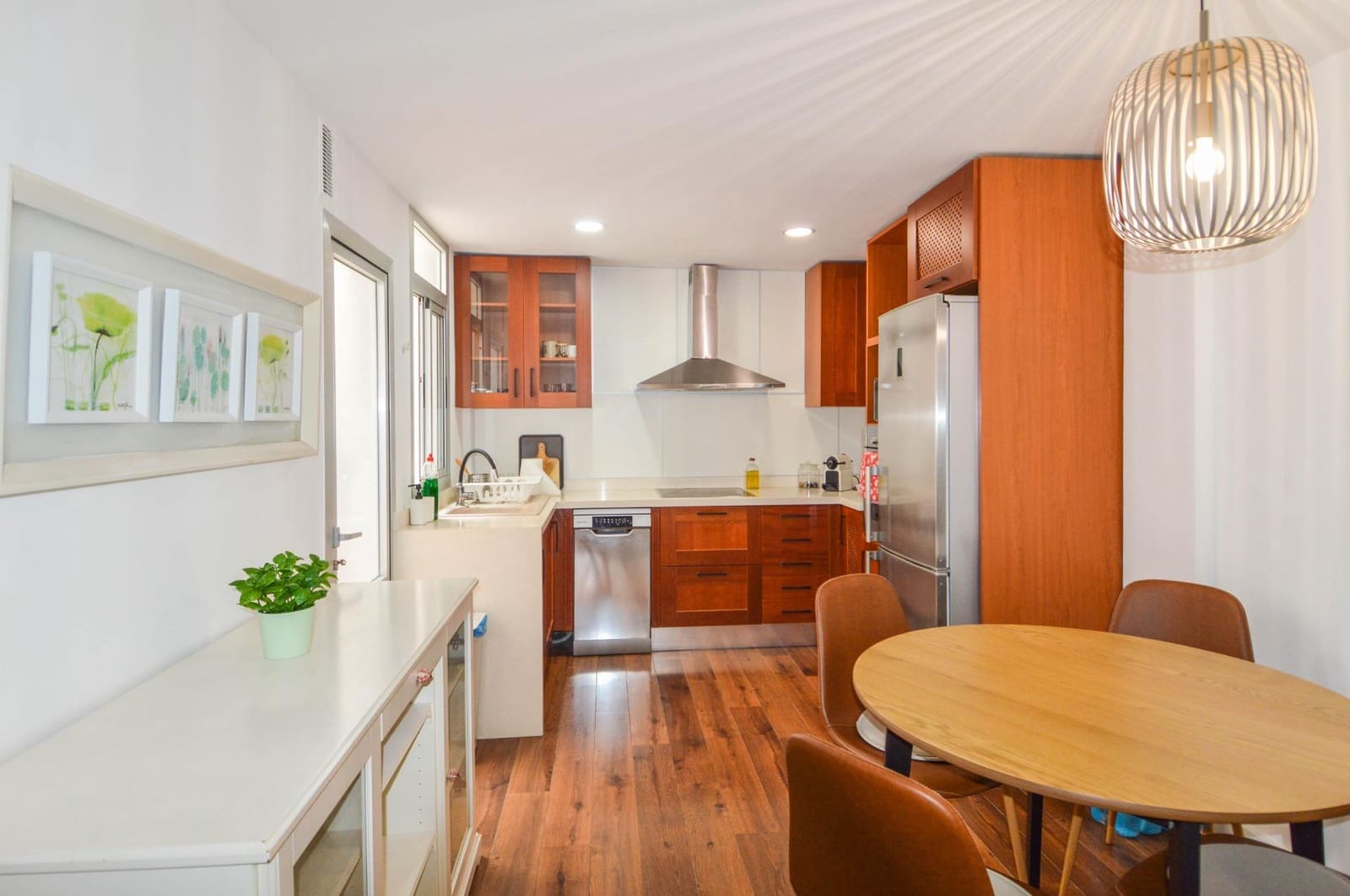 4 quarto Apartamento para arrendar em Telde com garagem - 1 200 € (Ref: 9986959)