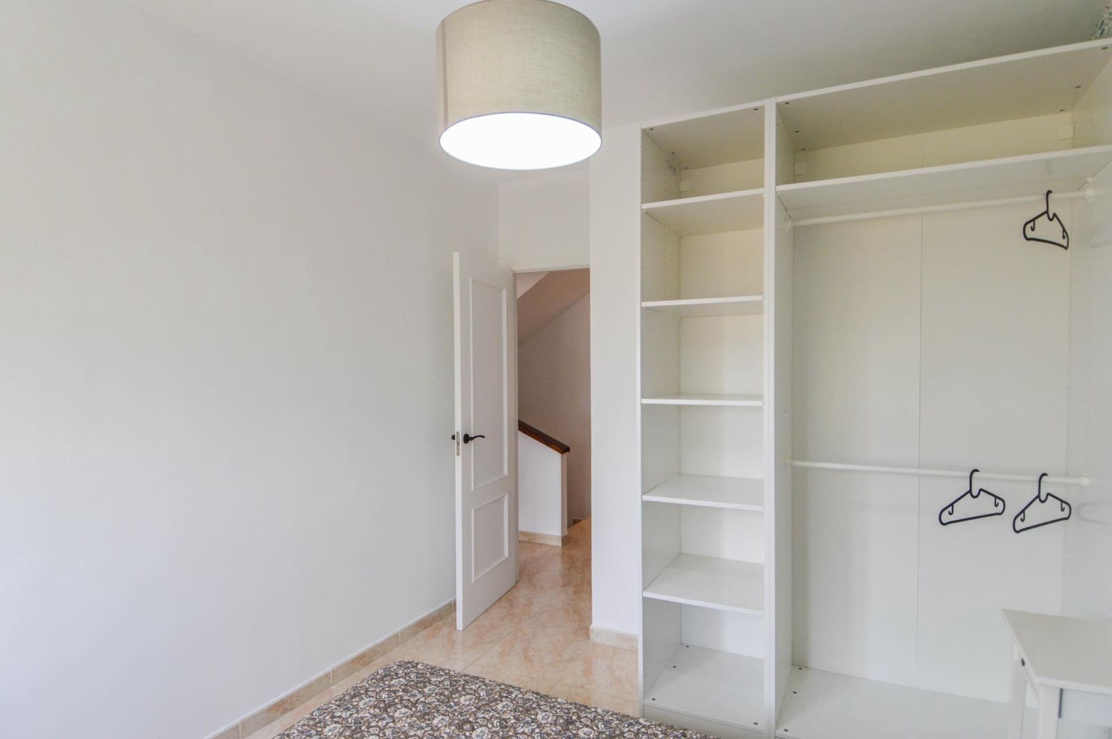 4 quarto Apartamento para arrendar em Telde com garagem - 1 200 € (Ref: 9986959)