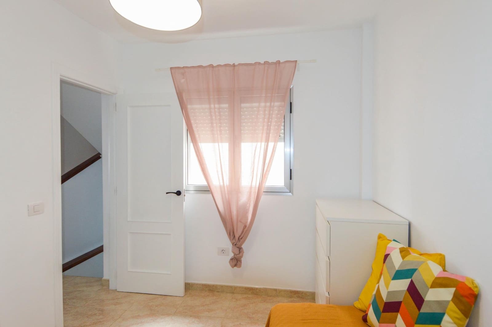 4 quarto Apartamento para arrendar em Telde com garagem - 1 200 € (Ref: 9986959)