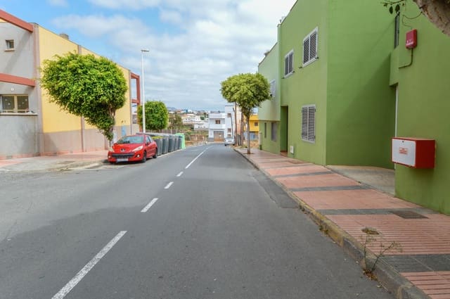 4 quarto Apartamento para arrendar em Telde com garagem - 1 200 € (Ref: 9986959)