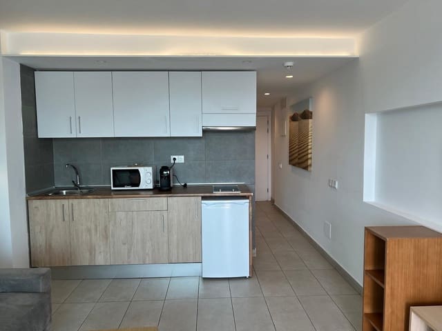 Apartamento de 1 habitación en Playa del Inglés, San Bartolomé de Tirajana en venta con piscina - 199.000 € (Ref: 9999675)