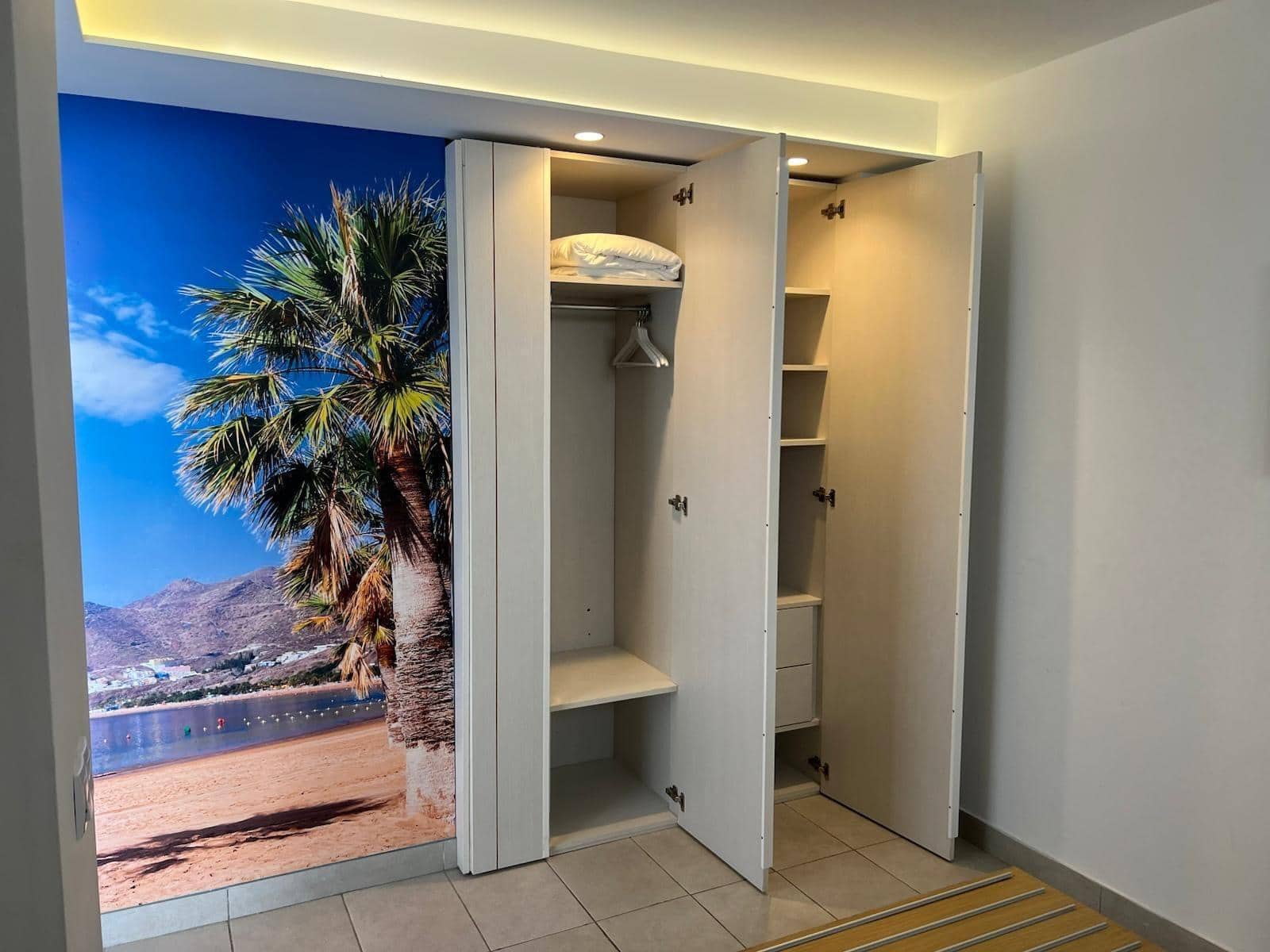 Apartamento de 1 habitación en Playa del Inglés en venta con piscina - 199.000 € (Ref: 9999675)