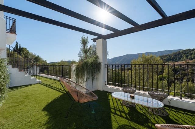 3 camera da letto Villetta Bifamiliare in vendita in Istán con piscina garage - 725.000 € (Rif: 10120764)