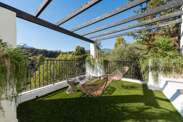 3 camera da letto Villetta Bifamiliare in vendita in Istán con piscina garage - 725.000 € (Rif: 10120764)