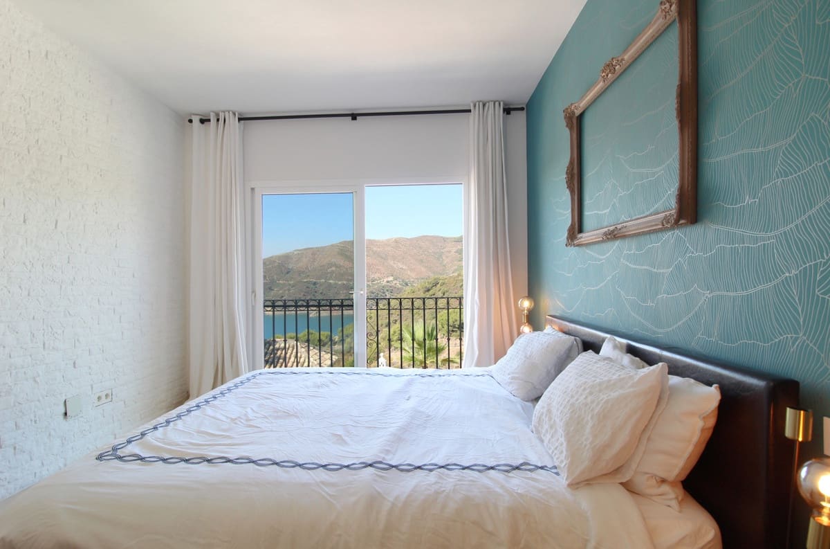 Casa de 3 habitaciones en Marbella en venta - 560.000 € (Ref: 9288447)