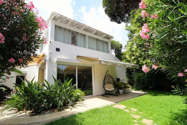 3 soverom Kjedet enebolig til salgs i Benamara, Estepona med svømmebasseng garasje - € 599 000 (Ref: 9288450)