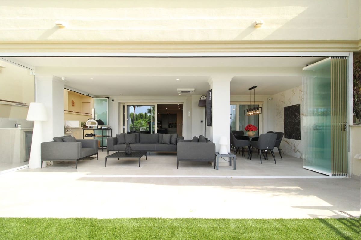 3 quarto Apartamento para venda em Golden Mile com piscina garagem - 1 485 000 € (Ref: 9288451)