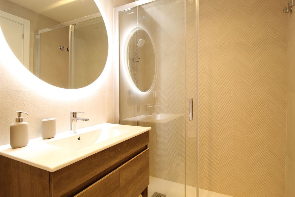 2 slaapkamer Appartement te koop in El Paraiso met zwembad - € 310.000 (Ref: 9288452)