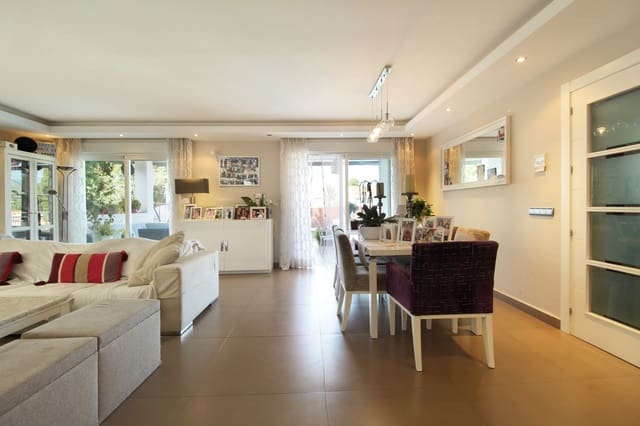 5 quarto Moradia para venda em San Pedro de Alcantara, Marbella com piscina garagem - 1 950 000 € (Ref: 9288455)
