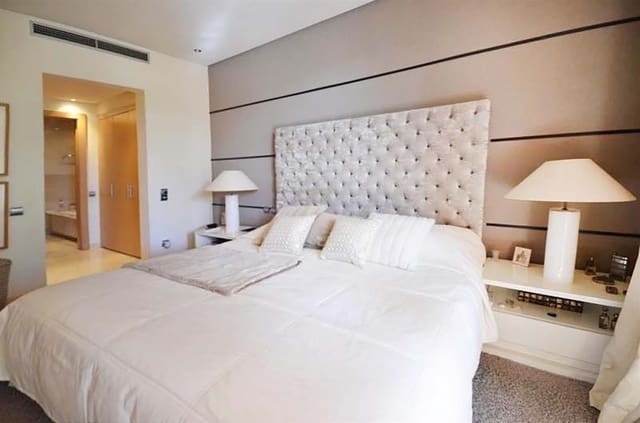 3 Zimmer Apartment zu verkaufen in Marbella mit Pool Garage - 1.575.000 € (Ref: 9288462)