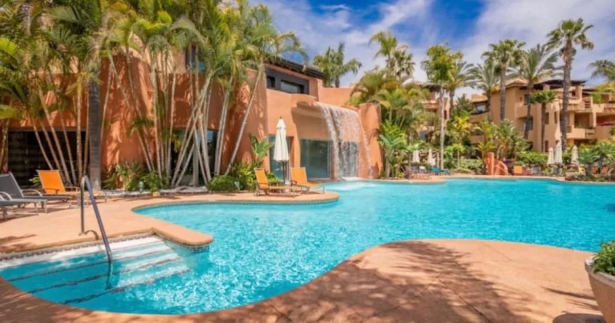 3 Zimmer Apartment zu verkaufen in Marbella mit Pool Garage - 1.575.000 € (Ref: 9288462)