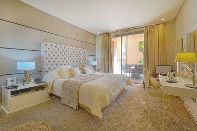 3 soveværelse Lejlighed til salg i Marbella med swimmingpool garage - € 1.575.000 (Ref: 9288462)