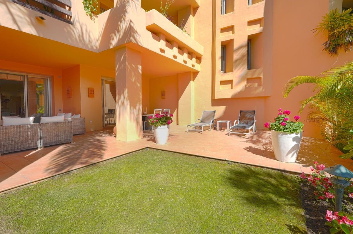 3 soveværelse Lejlighed til salg i Marbella med swimmingpool garage - € 1.575.000 (Ref: 9288462)