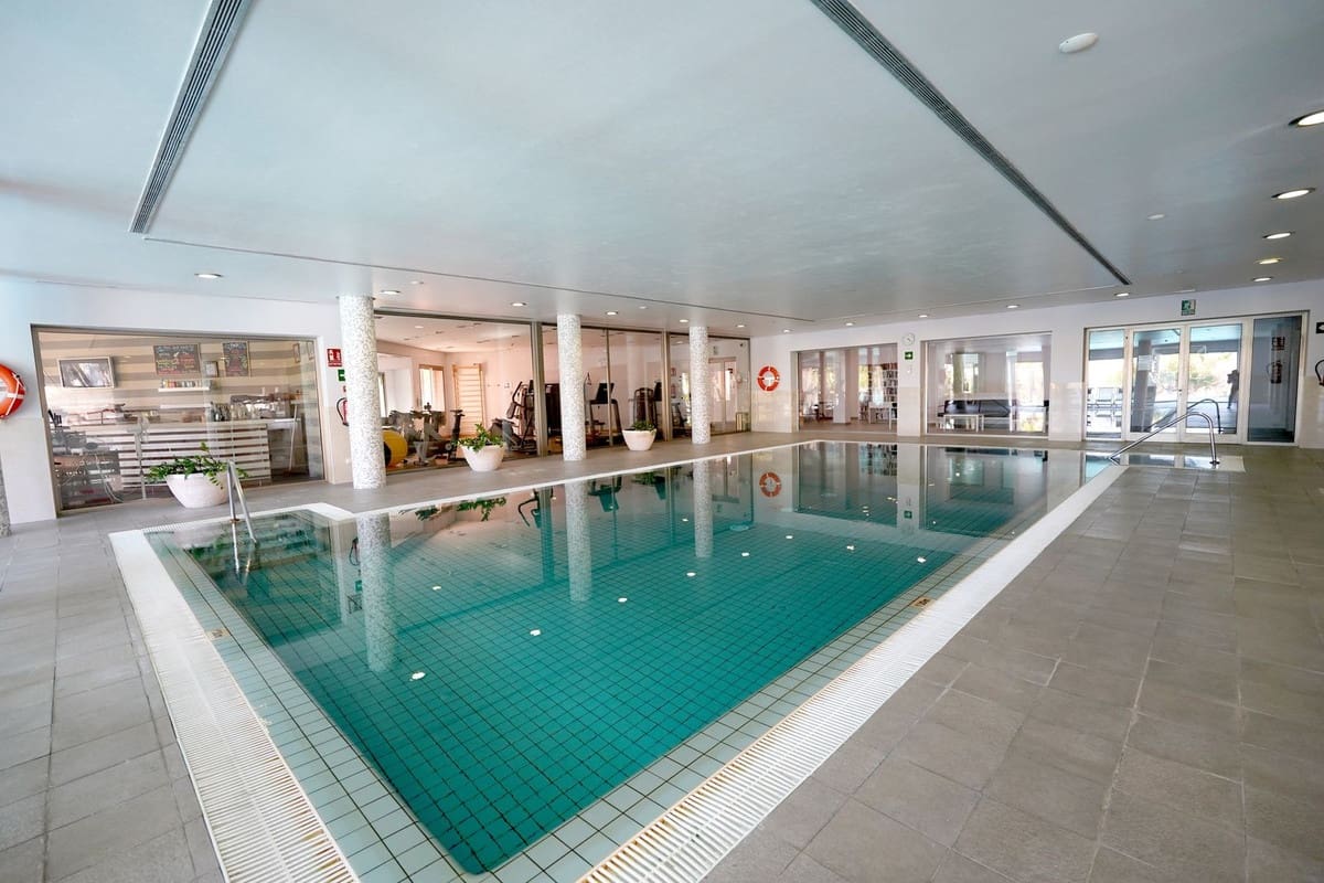 3 soveværelse Lejlighed til salg i Marbella med swimmingpool garage - € 1.575.000 (Ref: 9288462)